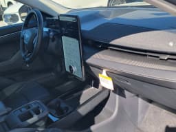 Ford Mustang Mach-E Premium RWD 2026 — side view