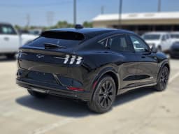 Ford Mustang Mach-E Premium RWD 2026 — side view