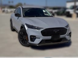 Ford Mustang Mach-E Premium AWD 2026 — side view