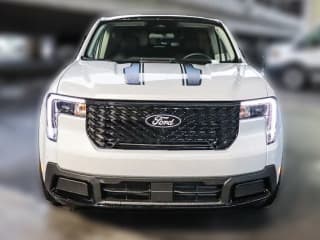Ford Maverick LARIAT AWD SuperCrew Ford Maverick LARIAT AWD SuperCrew