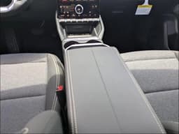 GMC Terrain FWD Elevation 4dr 2027 — side view