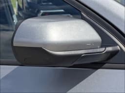 Chevrolet Equinox FWD LT 4dr 2027 — side view