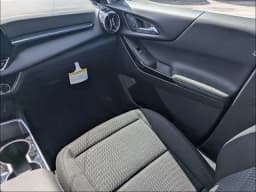Chevrolet Equinox FWD LT 4dr 2027 — side view