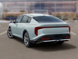 Kia K4 LXS Sedan 2026 — side view