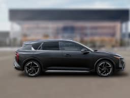 Kia K4 Hatchback GT-Line FWD 2026 — side view