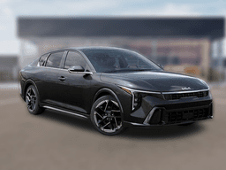 Kia K4 GT-Line FWD 2025 — side view