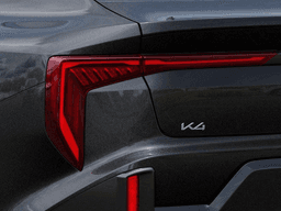 Kia K4 GT-Line FWD 2025 — side view