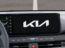 Kia K4 Hatchback EX FWD 2026 — side view