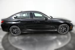 BMW 3 Series 330i NA xDrive Sedan 2026 — side view