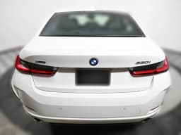 BMW 3 Series 330i NA xDrive Sedan 2026 — side view