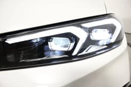 BMW 3 Series 330i NA xDrive Sedan 2026 — side view