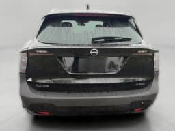 Nissan Kicks SV AWD 2027 — side view