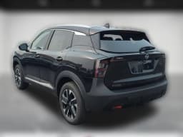 Nissan Kicks SV AWD 2026 — side view