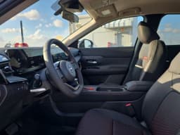 Nissan Kicks SR FWD 2026 — side view