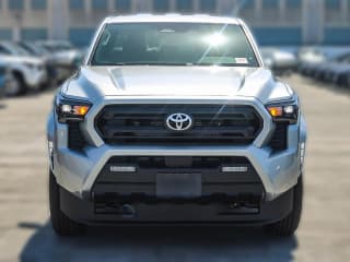 Toyota Tacoma 2WD SR5 Double Cab 6' Bed AT (Natl) Toyota Tacoma 2WD SR5 Double Cab 6' Bed AT (Natl)