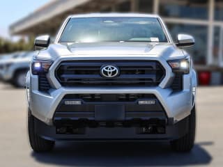 Toyota Tacoma 2WD SR5 Double Cab 6' Bed AT (Natl) Toyota Tacoma 2WD SR5 Double Cab 6' Bed AT (Natl)