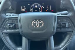 Toyota Tacoma 4WD SR5 Double Cab 6' Bed AT (Natl) 2026 — side view