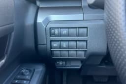 Toyota Tacoma 4WD SR5 Double Cab 5' Bed AT (Natl) 2026 — side view