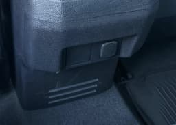 Toyota Tacoma 4WD SR5 Double Cab 6' Bed AT (GS) 2026 — side view
