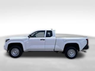 Toyota Tacoma 2WD SR XtraCab 6' Bed AT (Natl) Toyota Tacoma 2WD SR XtraCab 6' Bed AT (Natl)