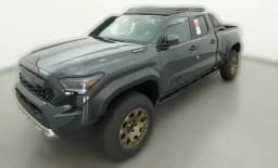 Toyota Tacoma 4WD Trailhunter Hybrid Double Cab 6' Bed AT (Natl) 2026 — side view