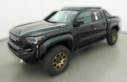 Toyota Tacoma 4WD Trailhunter Hybrid Double Cab 5' Bed AT (Natl) 2026 — side view
