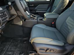 Toyota Tacoma 4WD Trailhunter Hybrid Double Cab 6' Bed AT (Natl) 2026 — side view