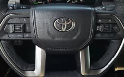 Toyota Tacoma 4WD Trailhunter Hybrid Double Cab 6' Bed AT (Natl) 2026 — side view
