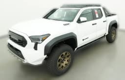 Toyota Tacoma 4WD Trailhunter Hybrid Double Cab 5' Bed AT (Natl) 2026 — side view