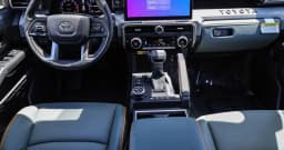 Toyota Tacoma 4WD Trailhunter Hybrid Double Cab 6' Bed AT (Natl) 2026 — side view