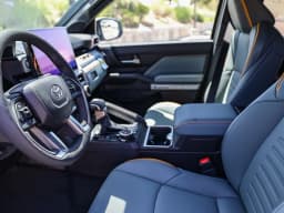 Toyota Tacoma 4WD Trailhunter Hybrid Double Cab 6' Bed AT (Natl) 2026 — side view