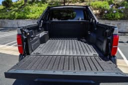 Toyota Tacoma 4WD Trailhunter Hybrid Double Cab 6' Bed AT (Natl) 2026 — side view