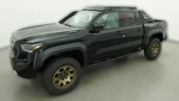 Toyota Tacoma 4WD Trailhunter Hybrid Double Cab 5' Bed AT (Natl) 2026 — side view