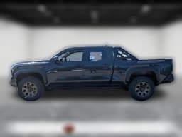 Toyota Tacoma 4WD Trailhunter Hybrid Double Cab 6' Bed AT (GS) 2026 — side view