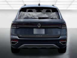 Volkswagen Taos SE FWD 2026 — side view
