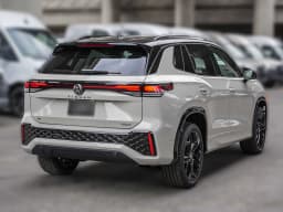 Volkswagen Tiguan SE R-Line Black 4MOTION 2026 — side view