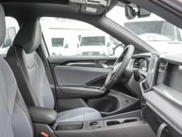Volkswagen Tiguan SE R-Line Black 4MOTION 2026 — side view