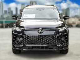 Volkswagen Tiguan SE R-Line Black 4MOTION 2026 — side view