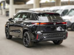 Volkswagen Tiguan SE R-Line Black 4MOTION 2026 — side view