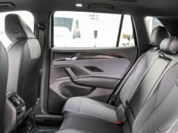 Volkswagen Tiguan SE R-Line Black 4MOTION 2026 — side view