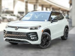 Volkswagen Tiguan SE R-Line Black FWD 2026 — side view