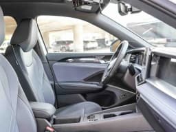 Volkswagen Tiguan SE R-Line Black FWD 2026 — side view