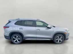 Volkswagen Tiguan SE 4MOTION 2026 — side view