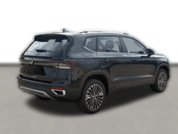 Volkswagen Taos SE FWD 2026 — side view
