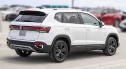 Volkswagen Taos SE FWD 2025 — side view