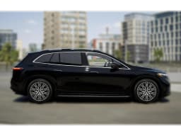 Mercedes-Benz EQS EQS 400 4MATIC SUV 2027 — side view