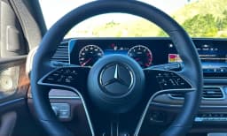Mercedes-Benz GLS GLS 450 4MATIC SUV 2026 — side view