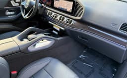 Mercedes-Benz GLS GLS 450 4MATIC SUV 2026 — side view