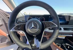 Mercedes-Benz GLS GLS 450 4MATIC SUV 2026 — side view