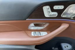 Mercedes-Benz GLS GLS 450 4MATIC SUV 2026 — side view